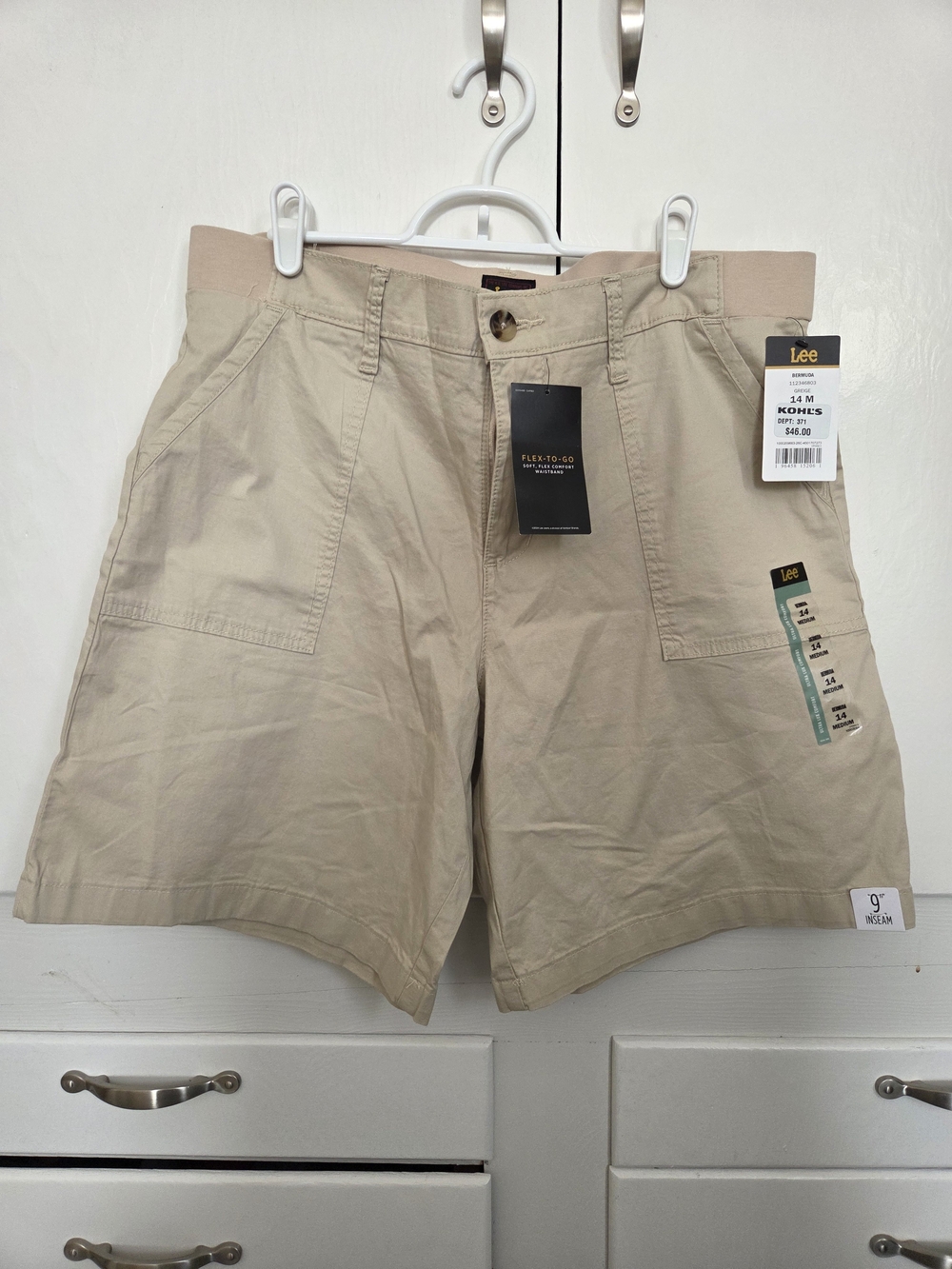 Lee Flex-To-Go Women's Bermuda Shorts Beige Sizes 14M AND 16 M NWT